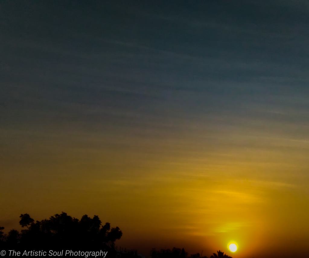 A natural VIBGYOR Formation during a sunset